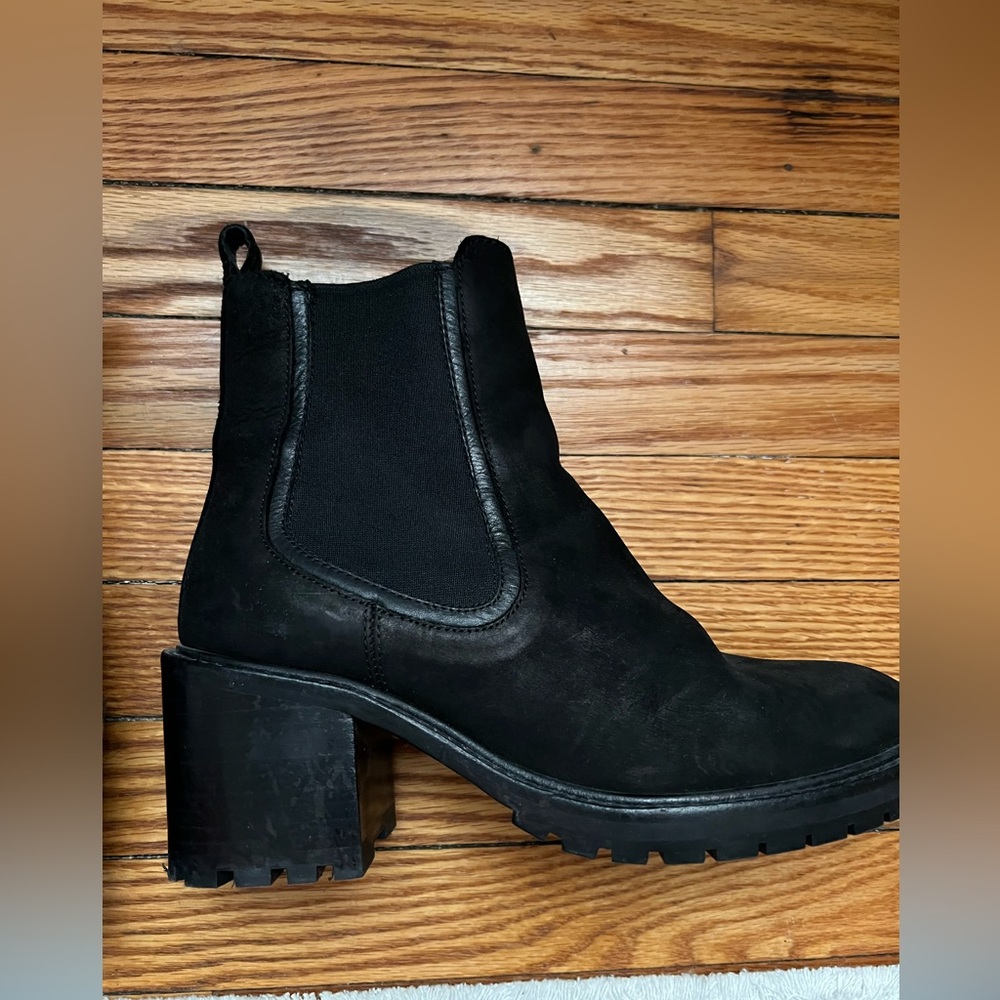 Thursday Knockout Chelsea Boots